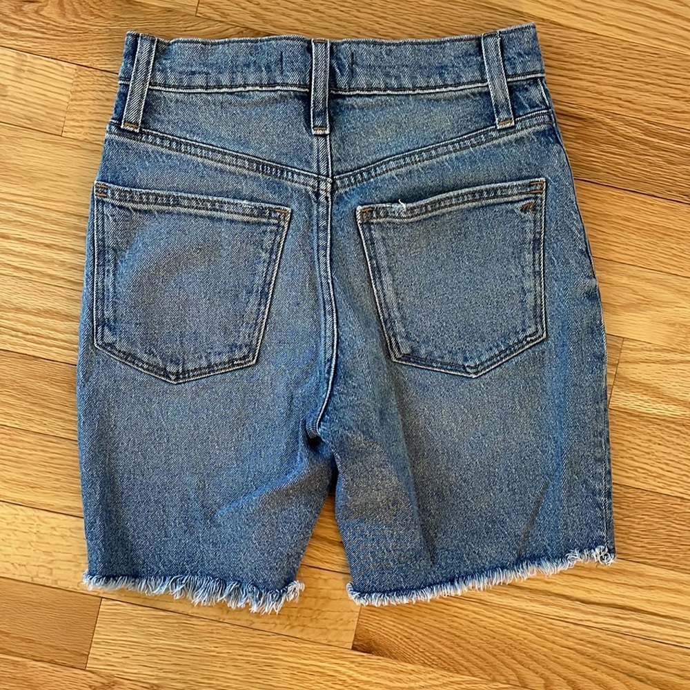 Madewell High-Rise Denim Mid-Length Shorts | Size 23 - Picture 3 of 5